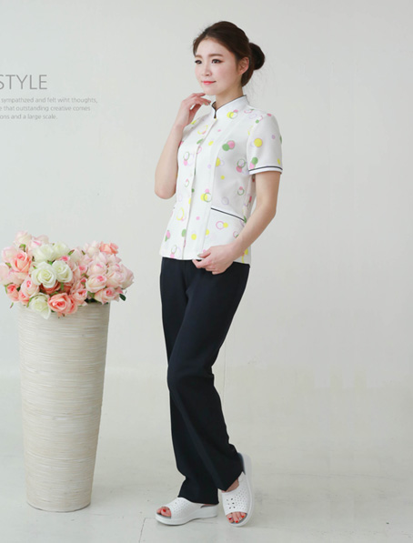 陕西定做社区医院护士工作服,订制分体护士服制作加工公司